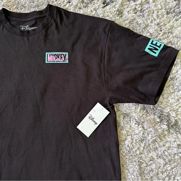 NWT Disney Mickey Mouse Black Short Sleeve Shirt Size XL - Picture 2 of 8